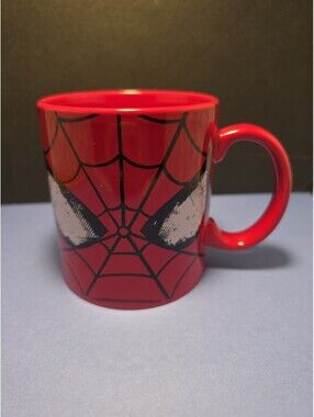 MARVEL COMICS SPIDERMAN BIG EYES 20 oz Cup Mug Collectible